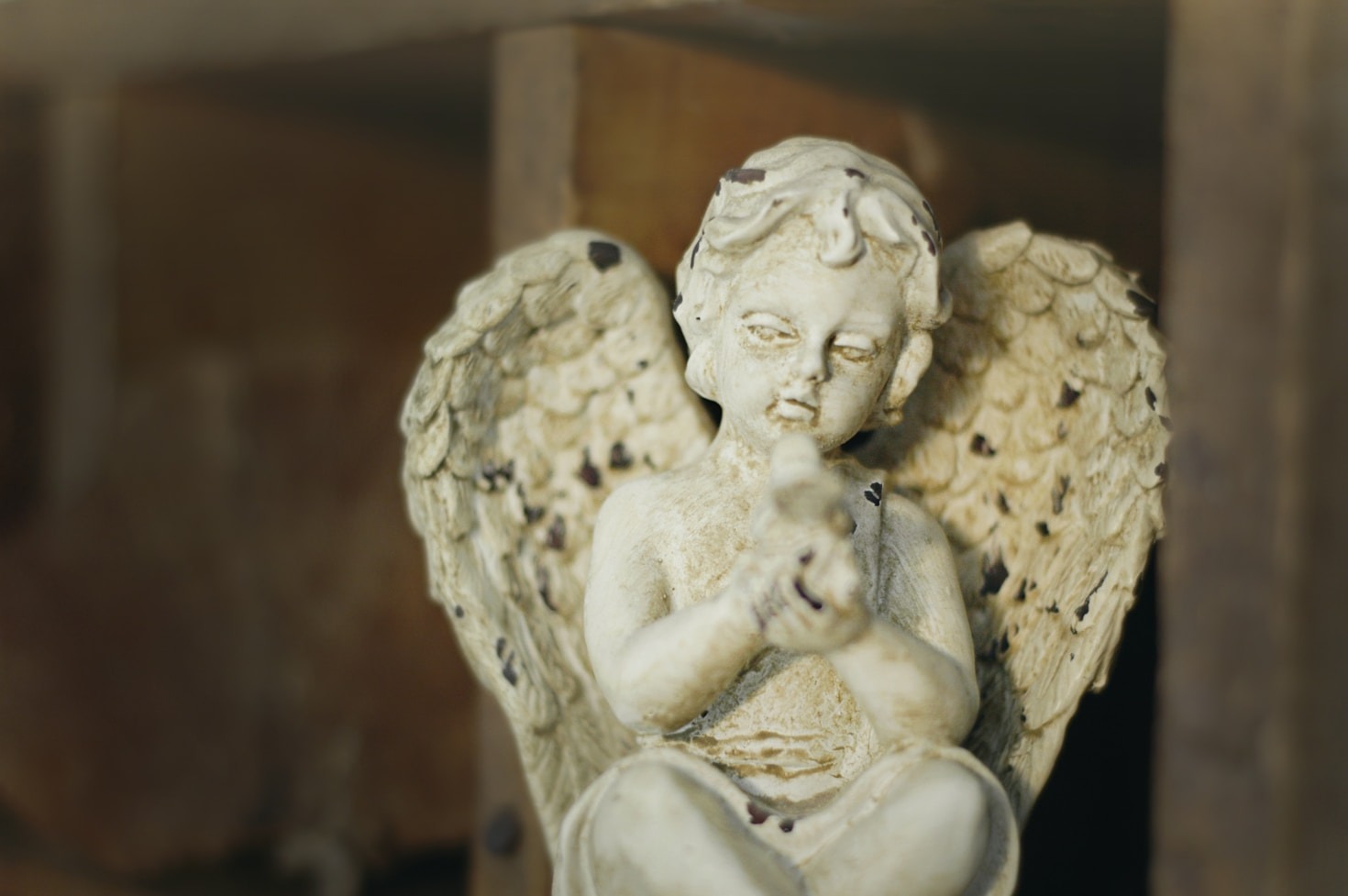 Exploring the Benefits of Angelic Presence in Daily Life